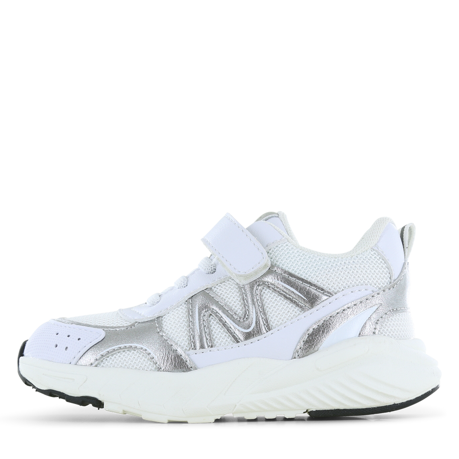 Go Banana’s witte sneaker