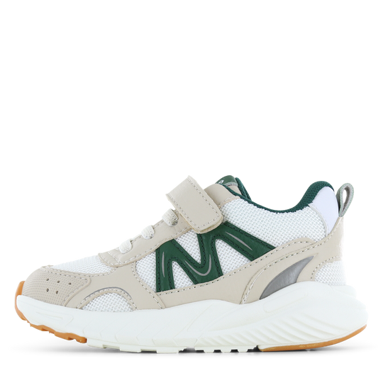 Go Banana’s beige sneaker
