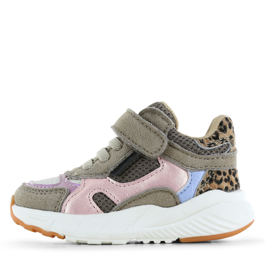 Go Banana’s roze sneaker