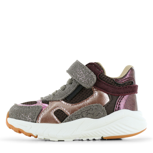 Go Banana’s bordeaux sneaker