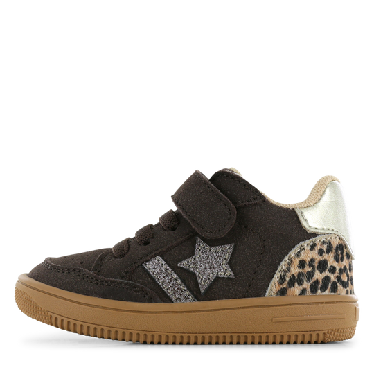 Go Banana’s donkerbruine sneaker